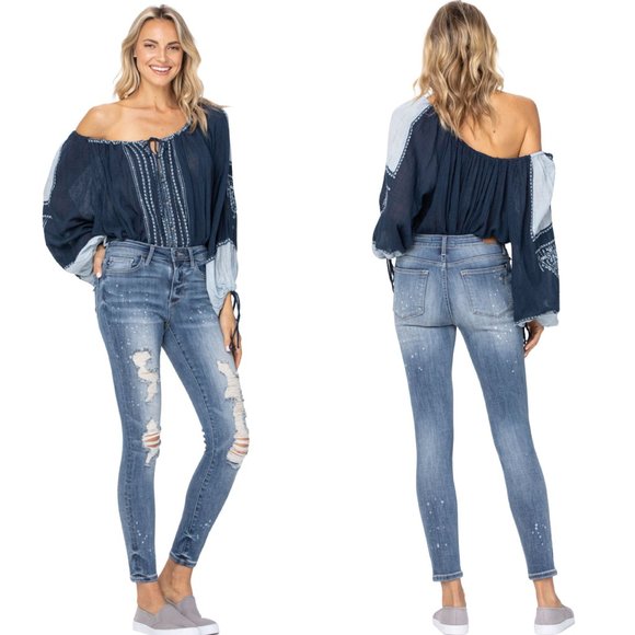 Judy Blue Mid-Rise Bleach Splatter Skinny Jeans - Picture 5 of 10